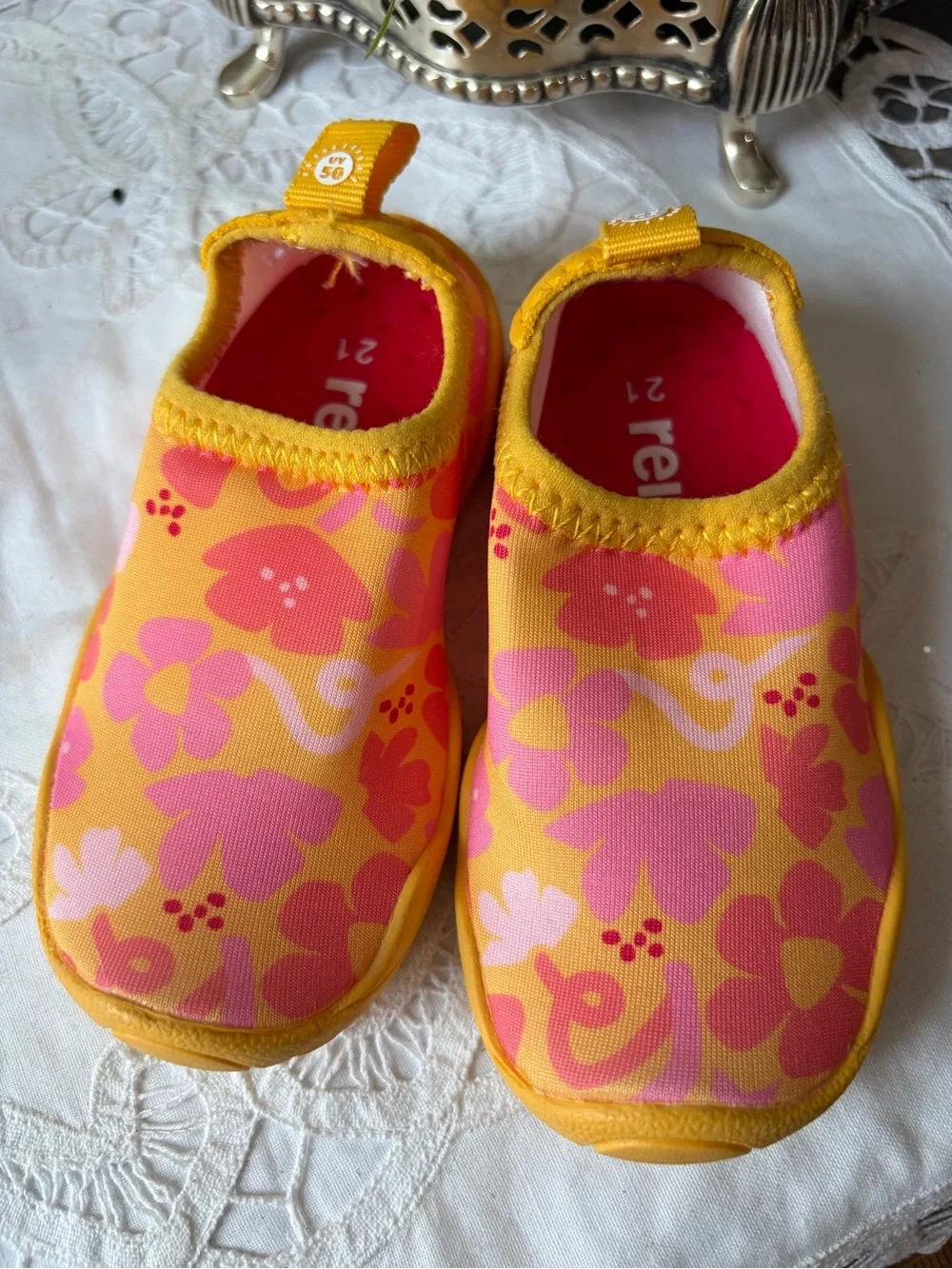 Reima Lean kids water shoes pink orange US 5